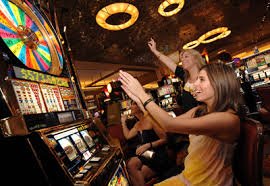 Opsi pembayaran betting slot termasuk DANA, OVO, GoPay, ShopeePay, LinkAja, QRIS, dan transfer bank
